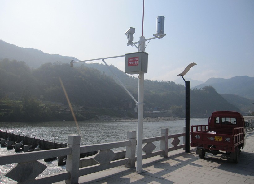 浅谈防汛水文监测系统及水位检测仪中的传感器应用